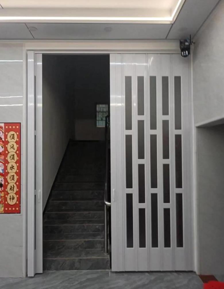 折叠门厂家联系方式
