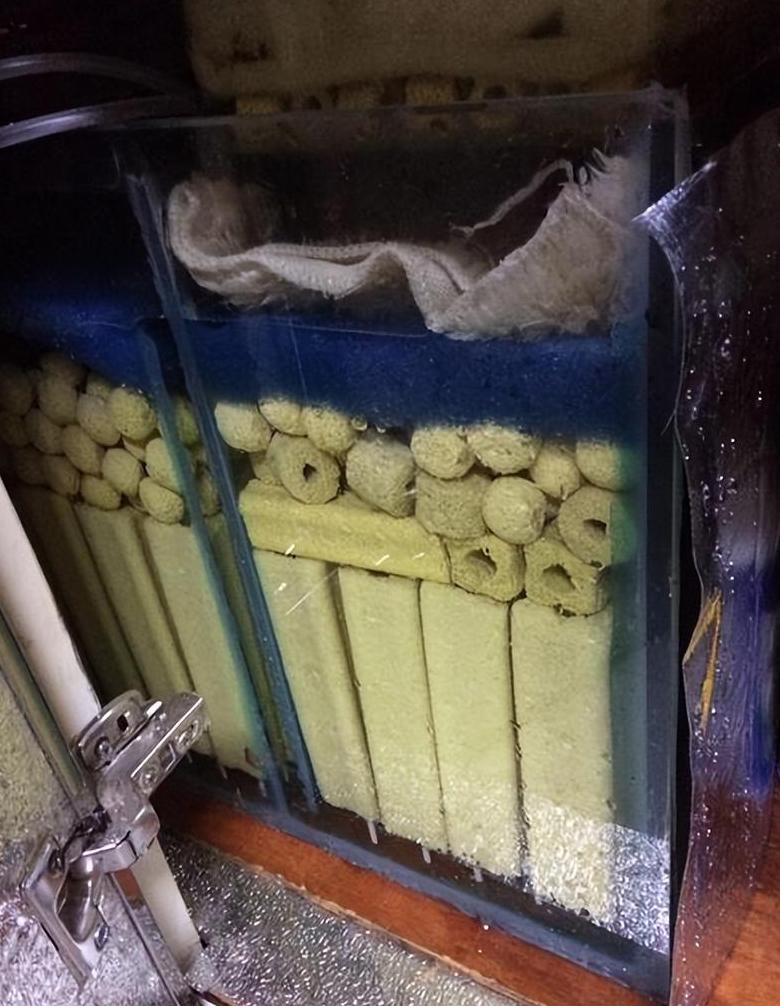 鱼缸滤材摆放技巧全解析