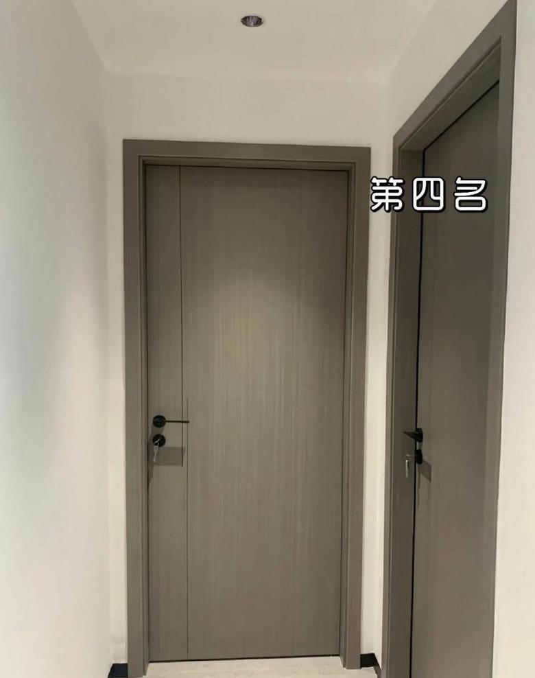 衣柜门颜色挑选指南：耐看与实用的颜色解析