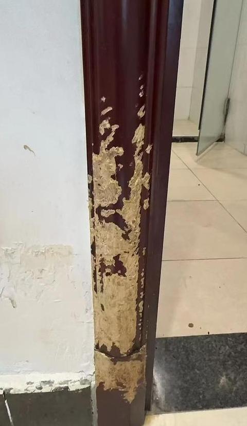 木门门框维修价格揭秘：影响因素与费用指南